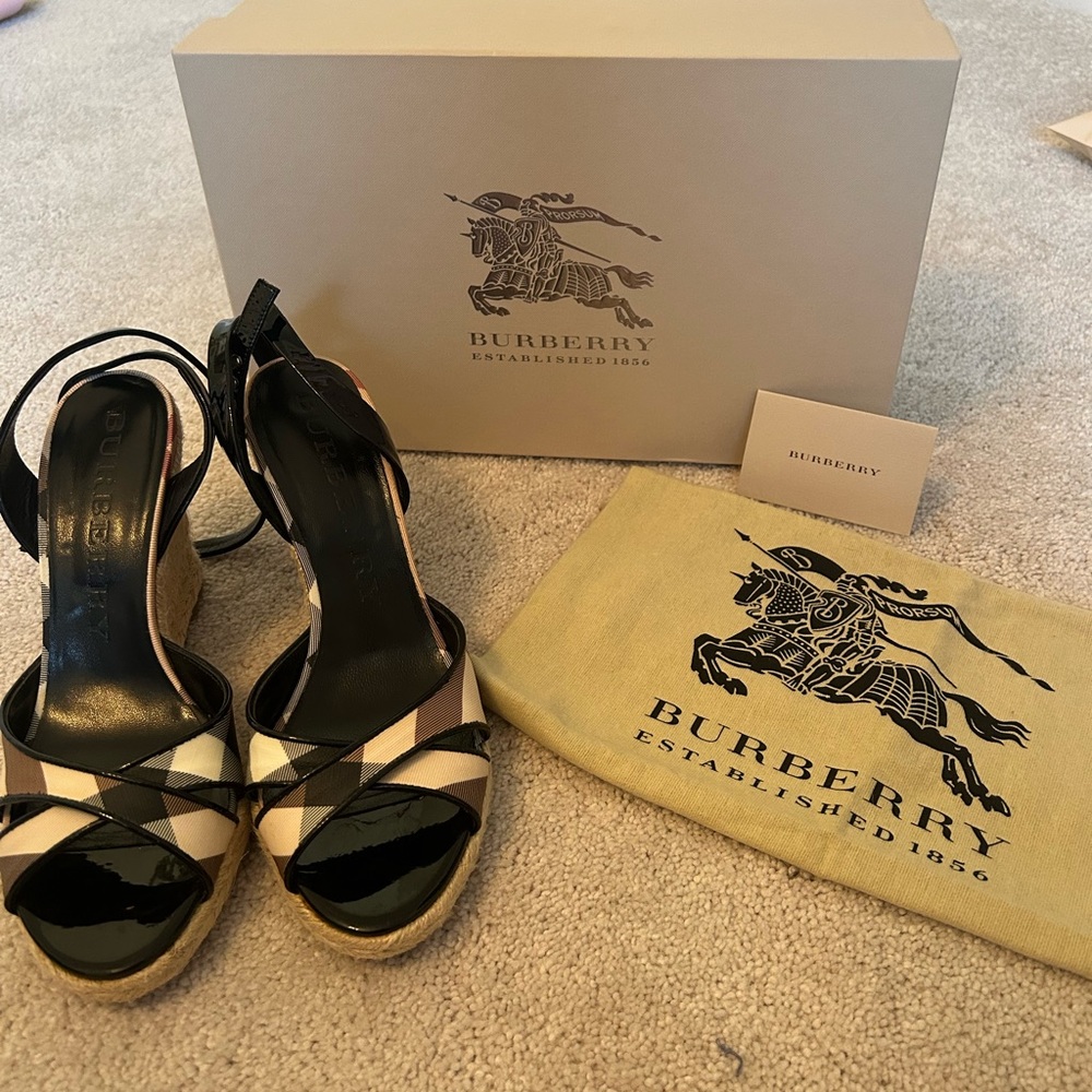 Burberry wedge